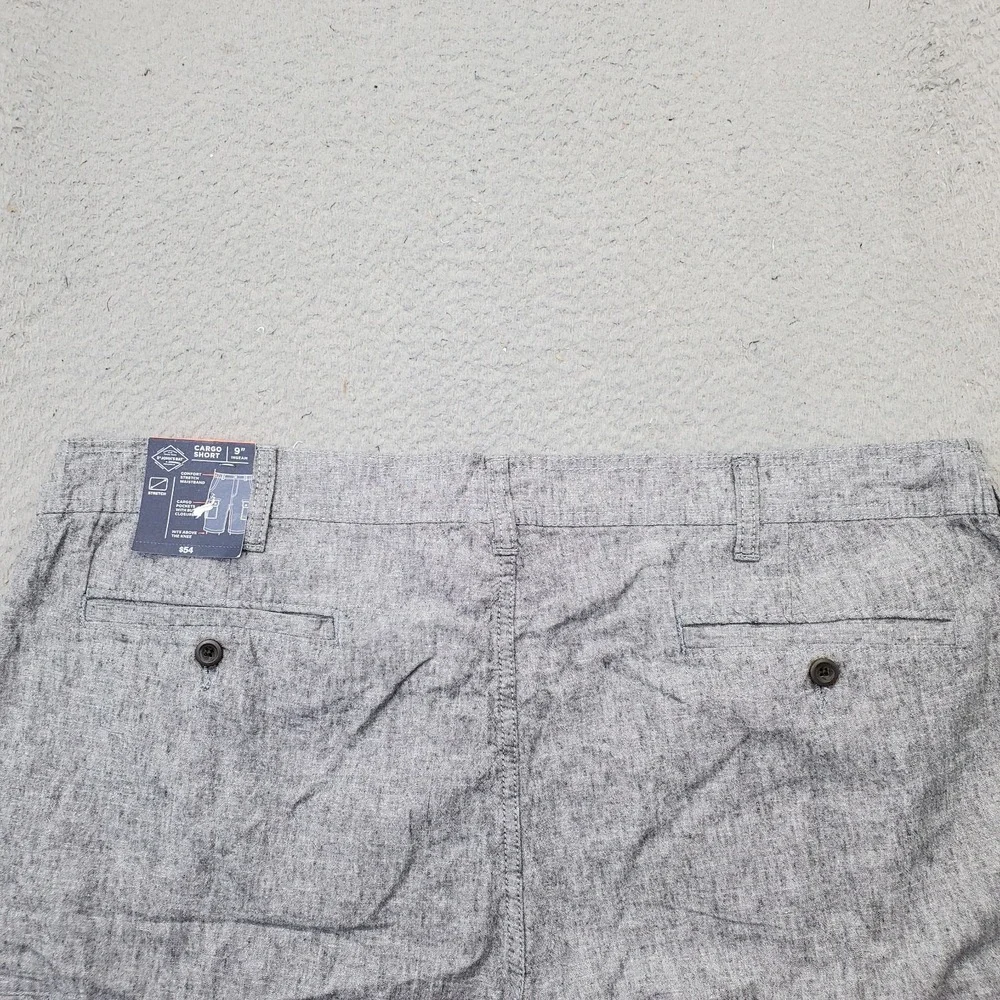 St. John's Bay Cargo Shorts Mens 44 Gray Comfort Waistband 10 Inseam Classic Fit